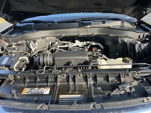 Certified 2023 Ford Explorer XLT w/ Equipment Group 202A AWD/4WD image 11