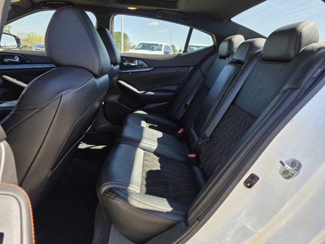 Used 2023 Nissan Maxima SR w/ Sport Mat Group image 17