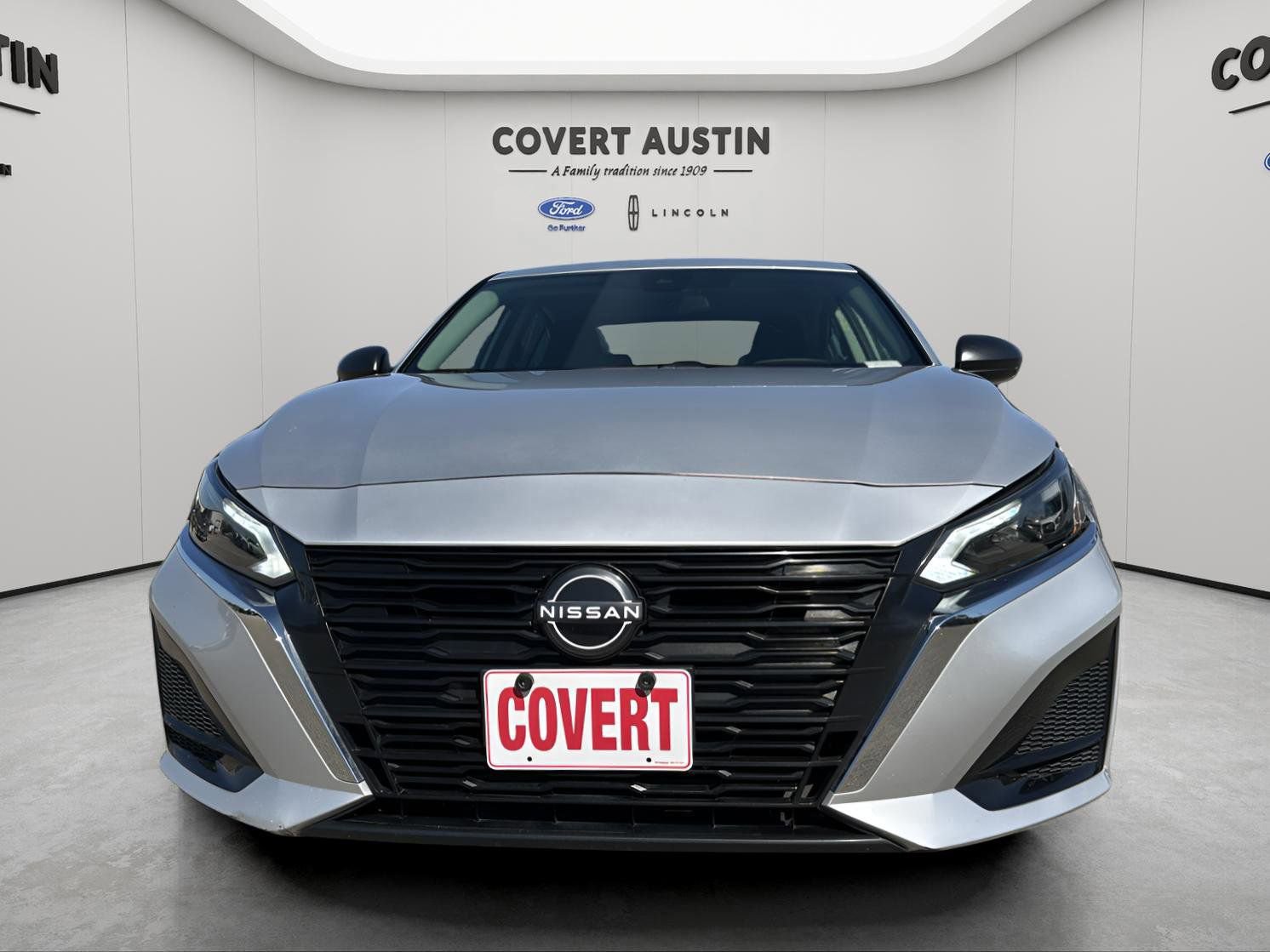 Used 2024 Nissan Altima 2.5 SV image 6