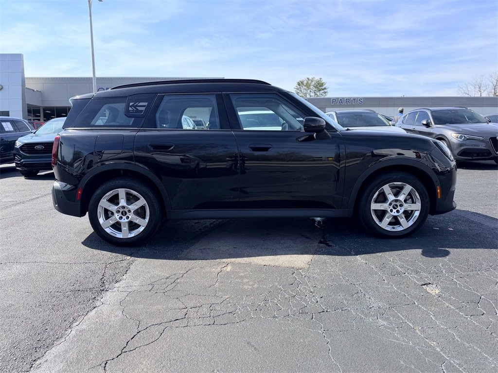 Used 2025 MINI Cooper Countryman S image 3