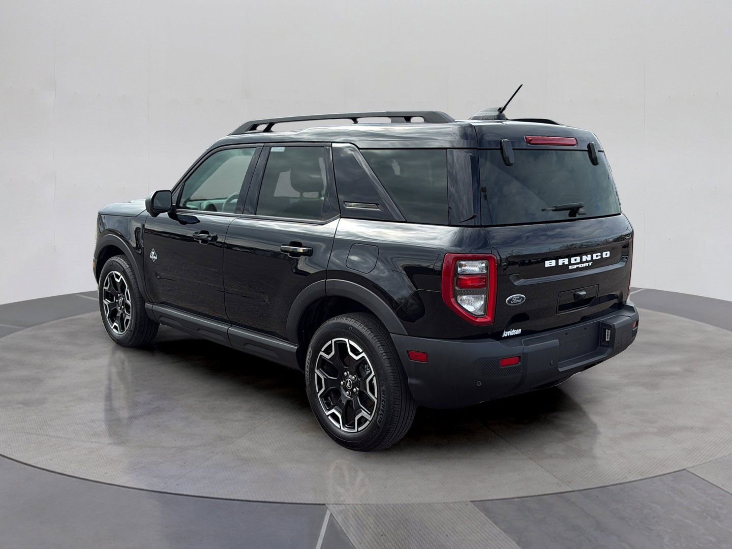 Certified 2025 Ford Bronco Sport Outer Banks w/ Outer Banks Tech Package+ AWD/4WD image 5