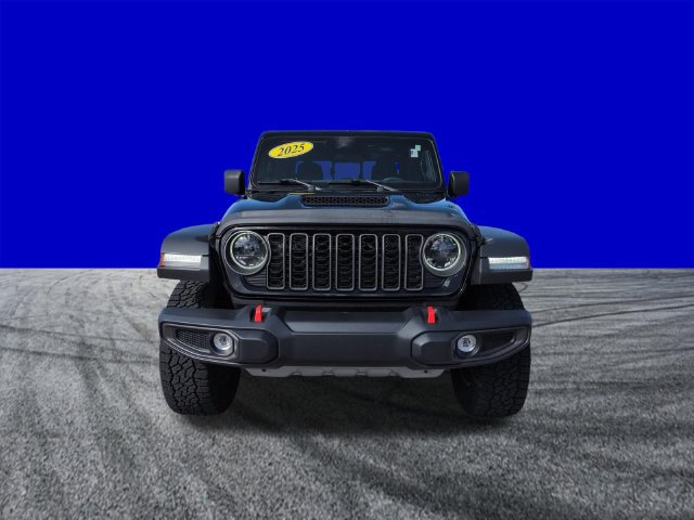 Used 2025 Jeep Gladiator Mojave w/ Safety Group AWD/4WD image 9