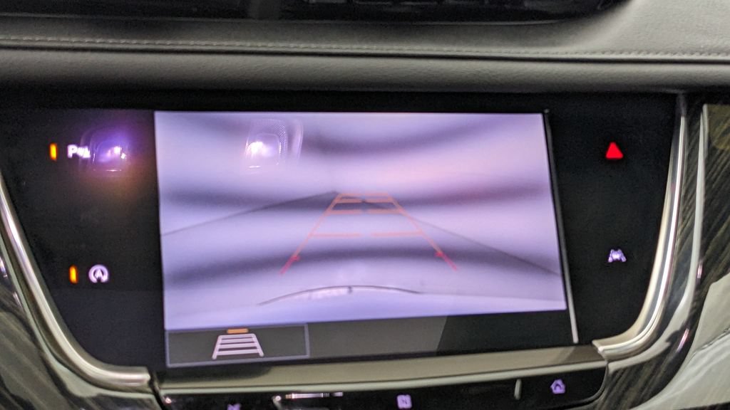 Used 2020 Cadillac XT6 Premium Luxury AWD/4WD image 26