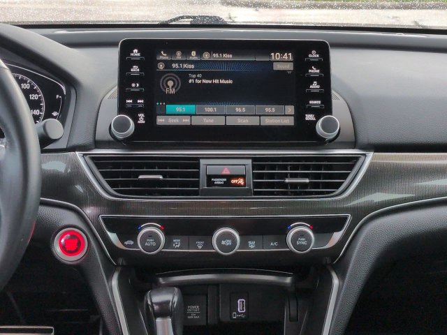Used 2018 Honda Accord Sport image 17