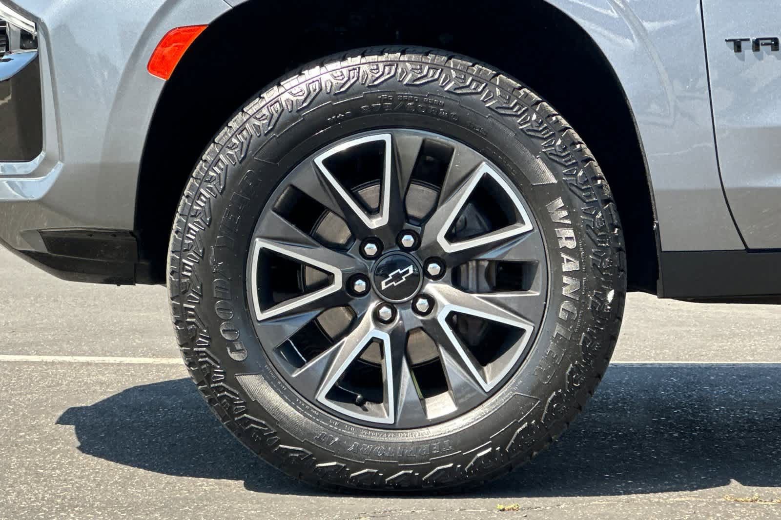 Used 2021 Chevrolet Tahoe Z71 AWD/4WD image 27