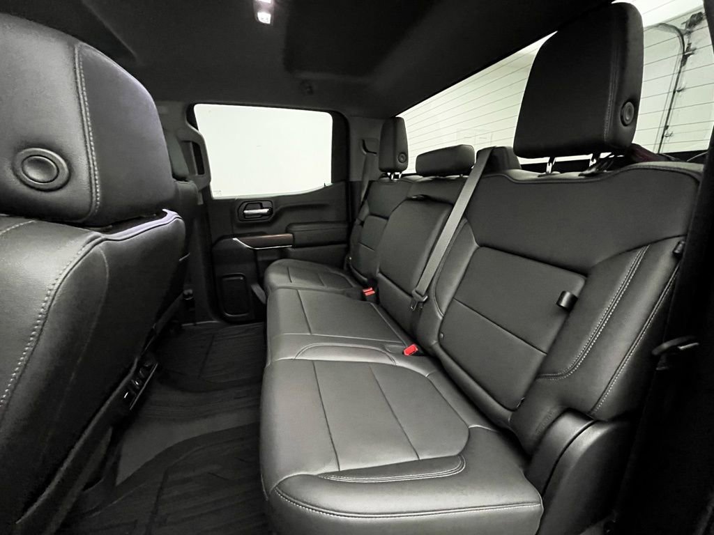 Used 2021 GMC Sierra 1500 SLT image 30