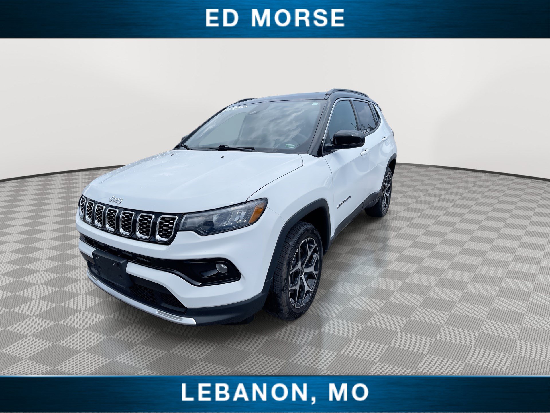 Used 2025 Jeep Compass Limited AWD/4WD image 4
