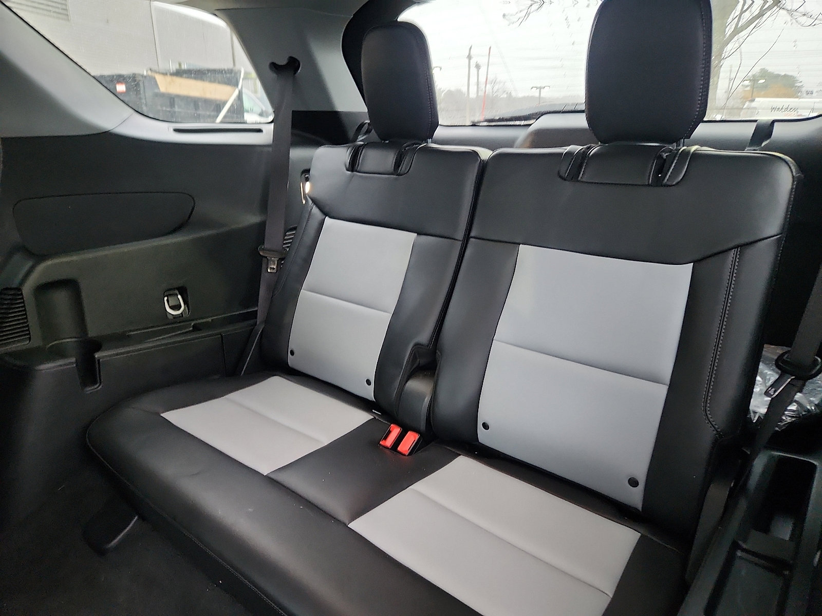 Certified 2023 Ford Explorer XLT w/ Equipment Group 202A image 27