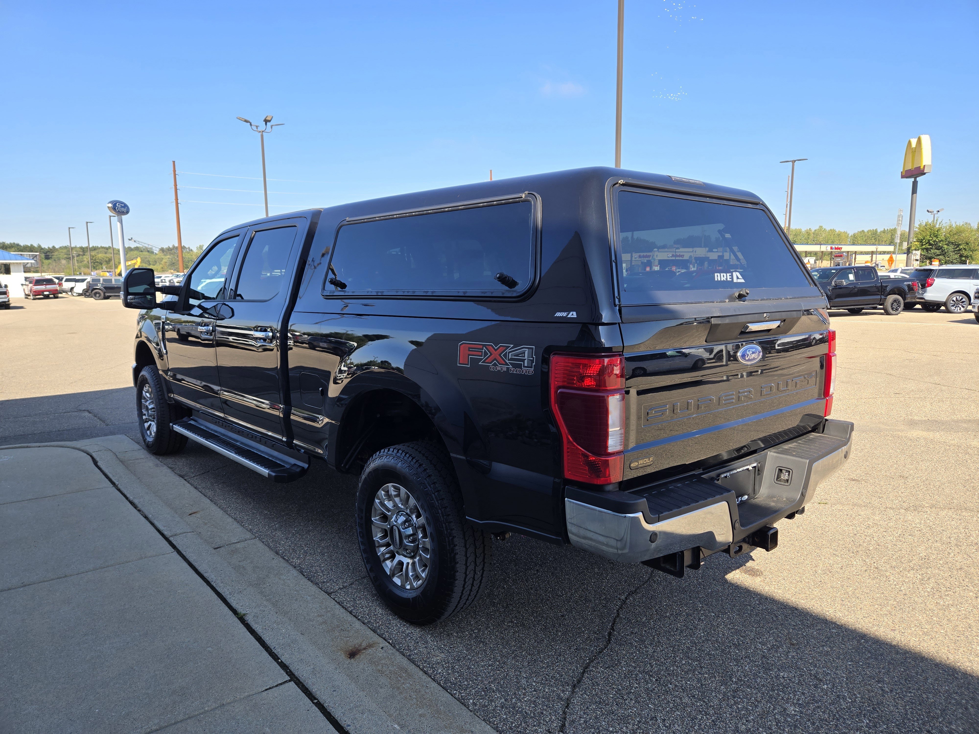Certified 2022 Ford F350 Lariat w/ Chrome Package image 3