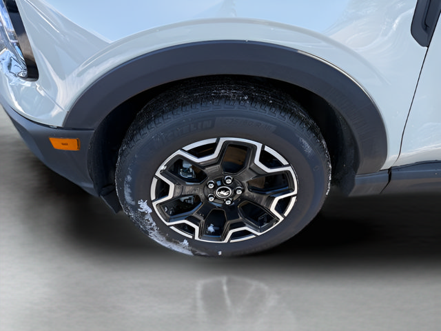 Certified 2025 Ford Bronco Sport Outer Banks w/ Outer Banks Tech Package+ AWD/4WD image 28