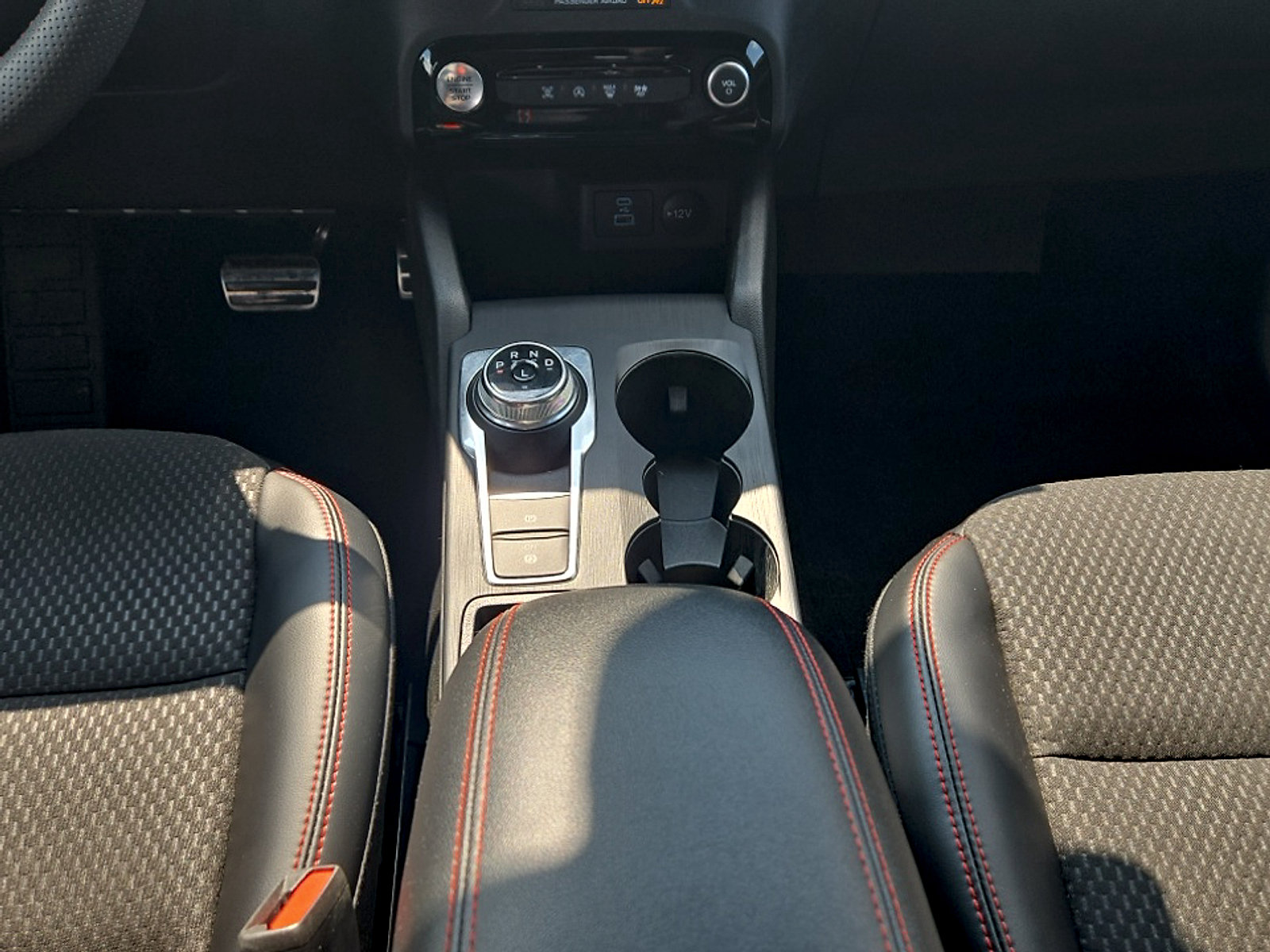 Certified 2023 Ford Escape ST-Line w/ Tech Pack #1 AWD/4WD image 20
