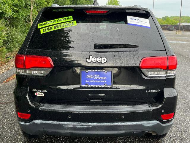 Used 2018 Jeep Grand Cherokee Laredo AWD/4WD image 22