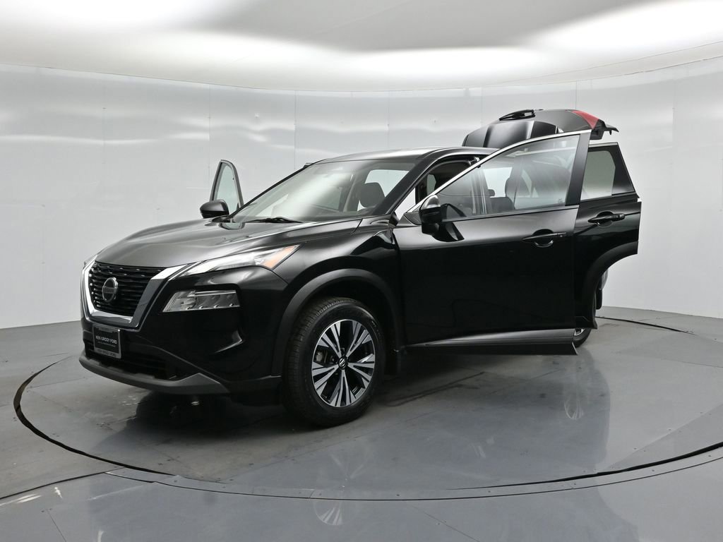 Used 2021 Nissan Rogue SV image 50