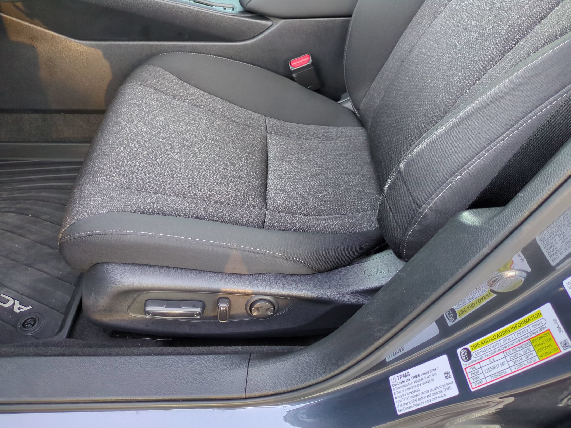 Used 2025 Honda Accord SE image 17