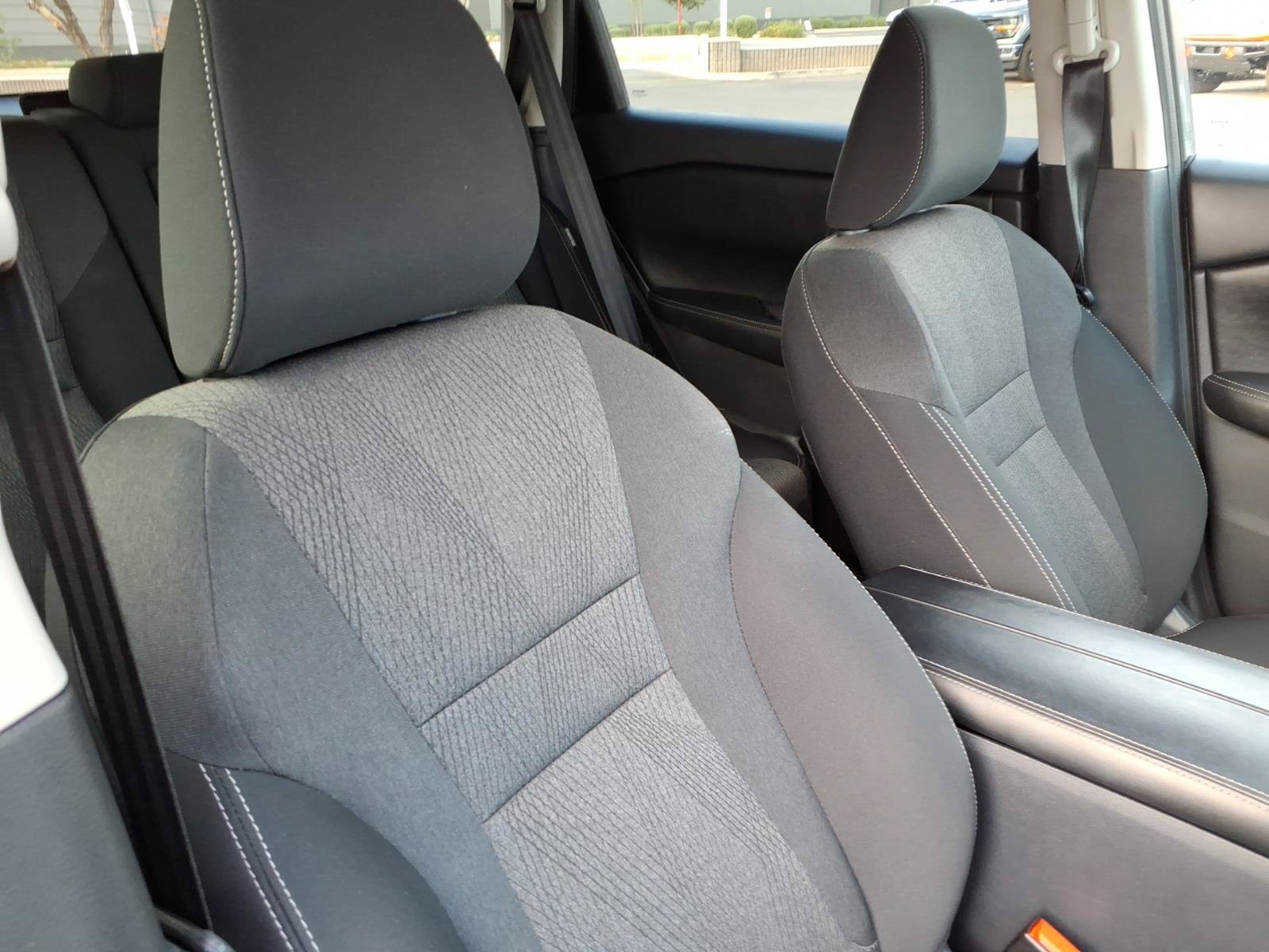 Used 2025 Nissan Rogue SV FWD image 12