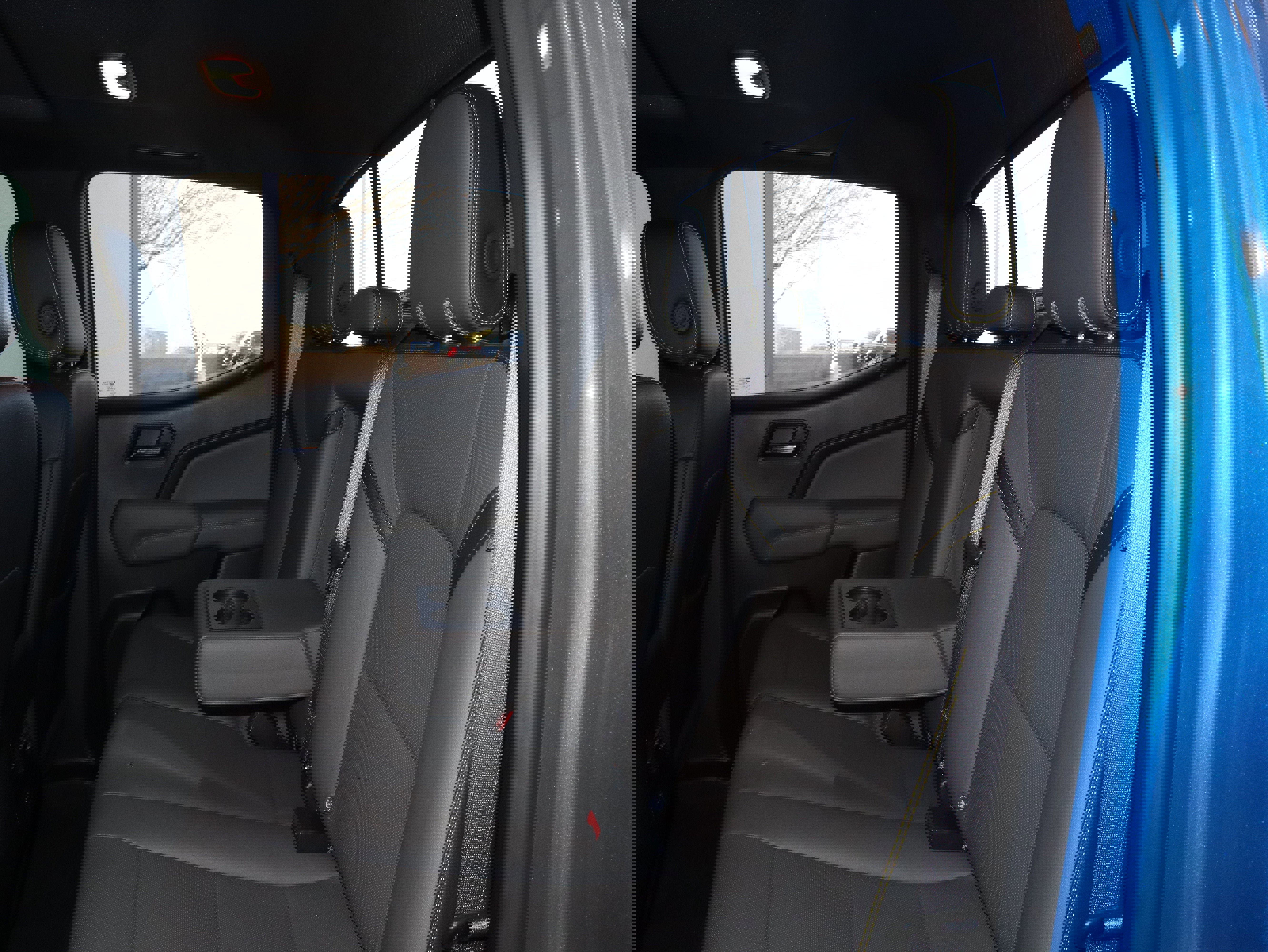 Used 2023 Chevrolet Colorado ZR2 w/ ZR2 Convenience Package III image 38