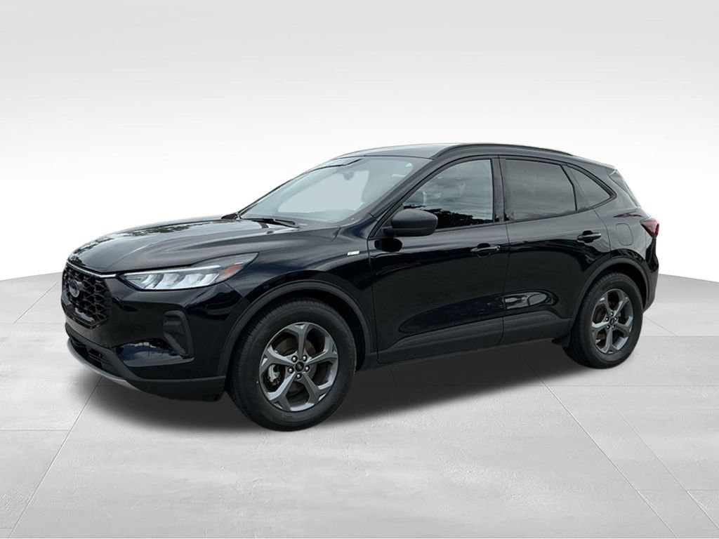 Certified 2025 Ford Escape ST-Line FWD image 2