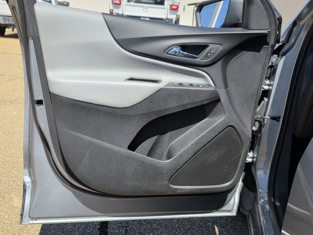 Used 2024 Chevrolet Equinox LS image 11