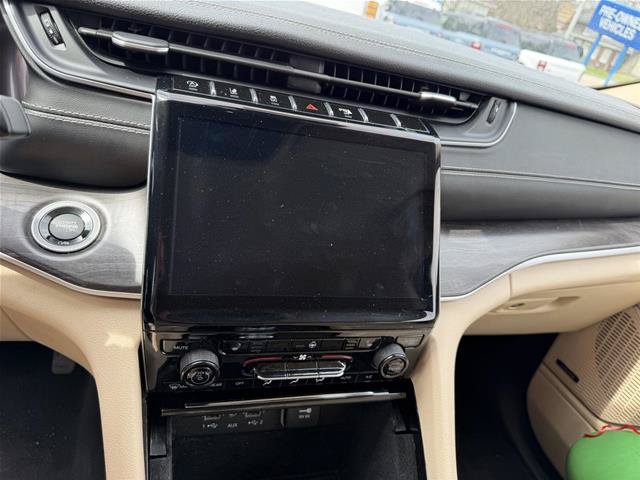 Used 2021 Jeep Grand Cherokee L Limited w/ Trailer Tow Group (B) AWD/4WD image 19