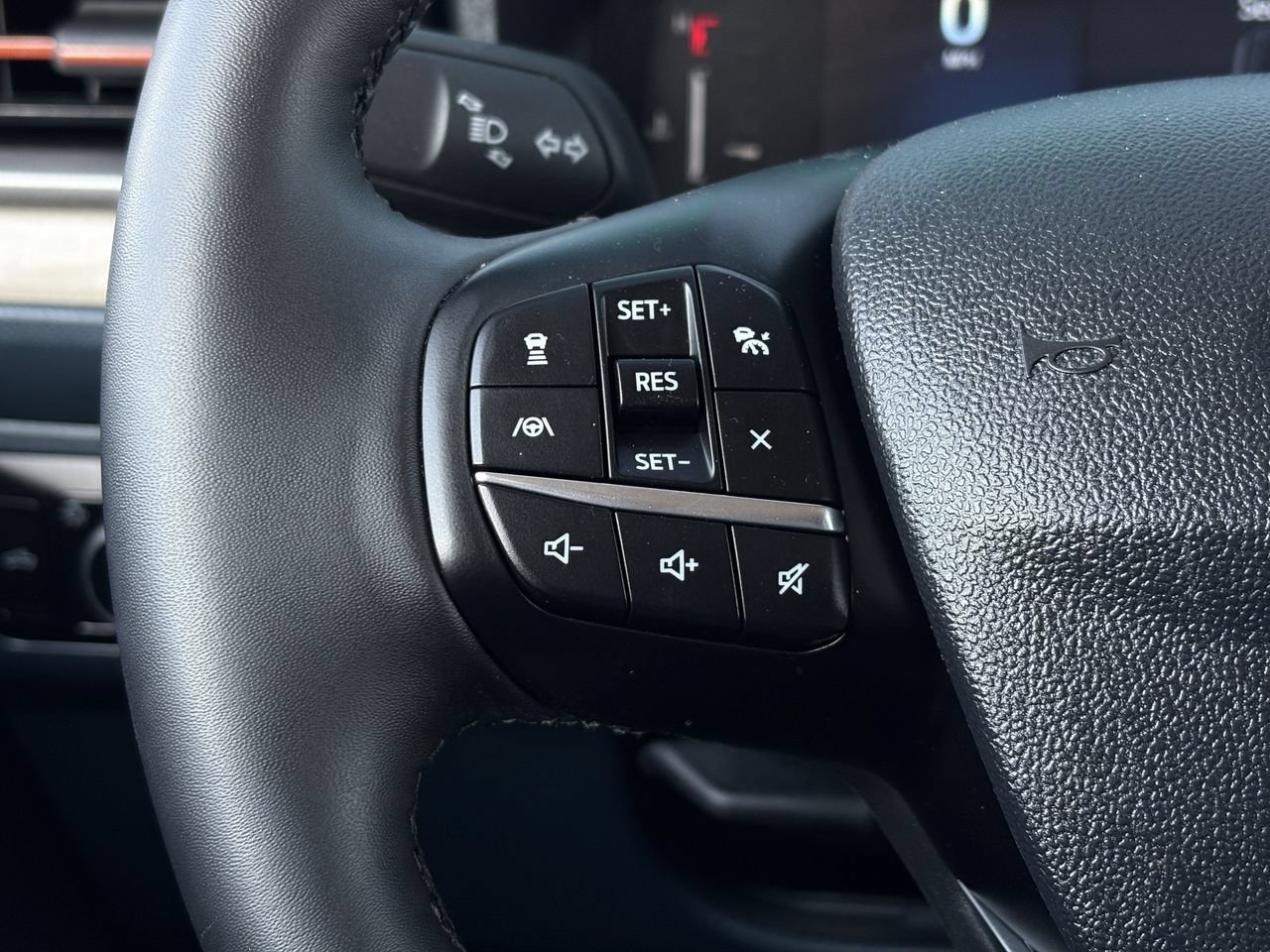 Certified 2025 Ford Maverick Lariat AWD/4WD image 16