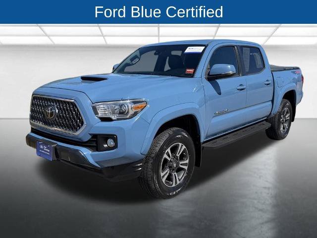 Used 2019 Toyota Tacoma TRD Sport AWD/4WD image 2