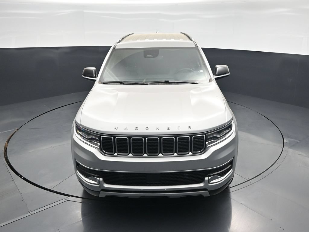 Used 2025 Jeep Wagoneer Series II AWD/4WD image 40