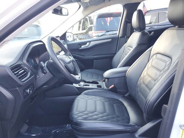 Certified 2023 Ford Escape Platinum w/ Premium Technology Package image 14