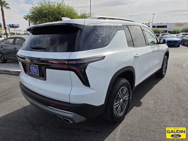Used 2025 Chevrolet Traverse LT AWD/4WD image 7