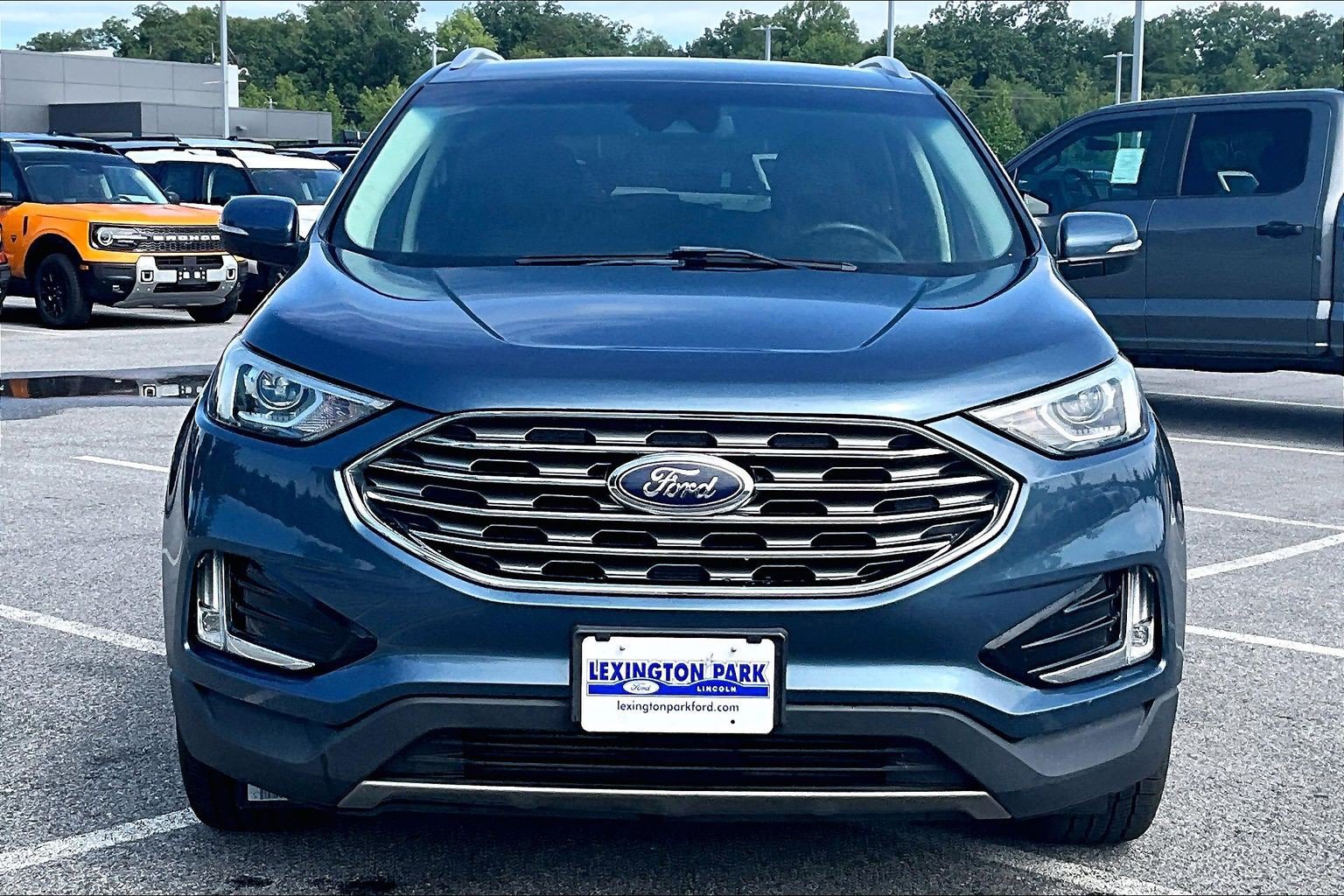 Certified 2019 Ford Edge SEL w/ Equipment Group 201A AWD/4WD image 2