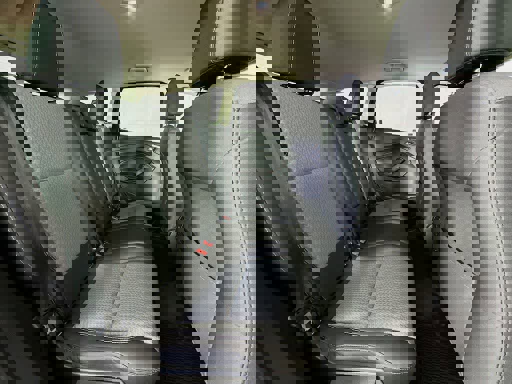 Certified 2017 Ford Escape SE image 30