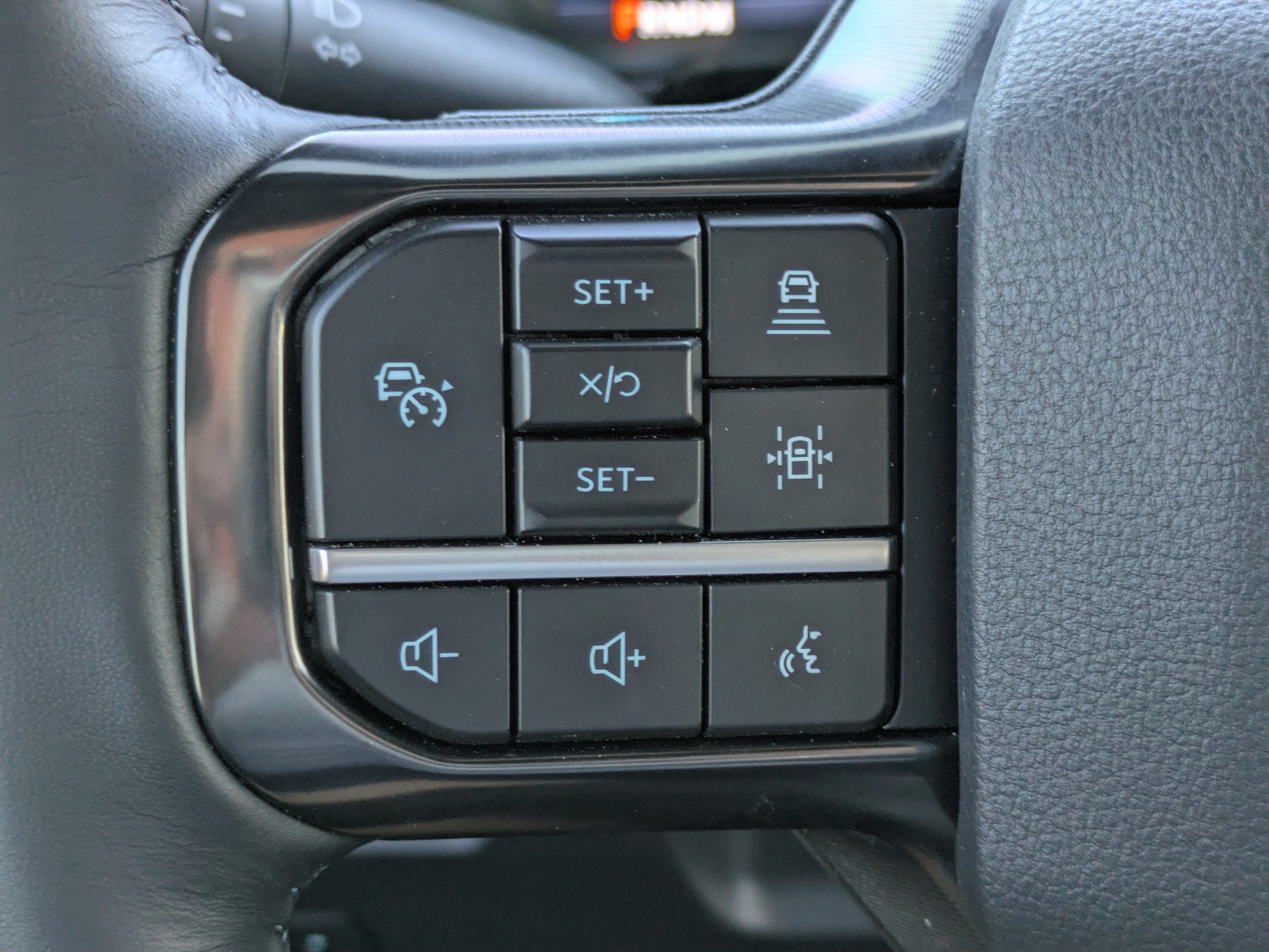 Certified 2025 Ford F250 Platinum AWD/4WD image 21
