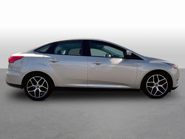 Certified 2017 Ford Focus SEL w/ Cold Weather Package FWD image 8