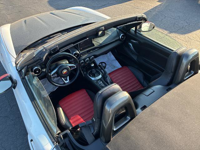 Used 2020 FIAT 124 Spider Abarth w/ Convenience Group RWD image 8