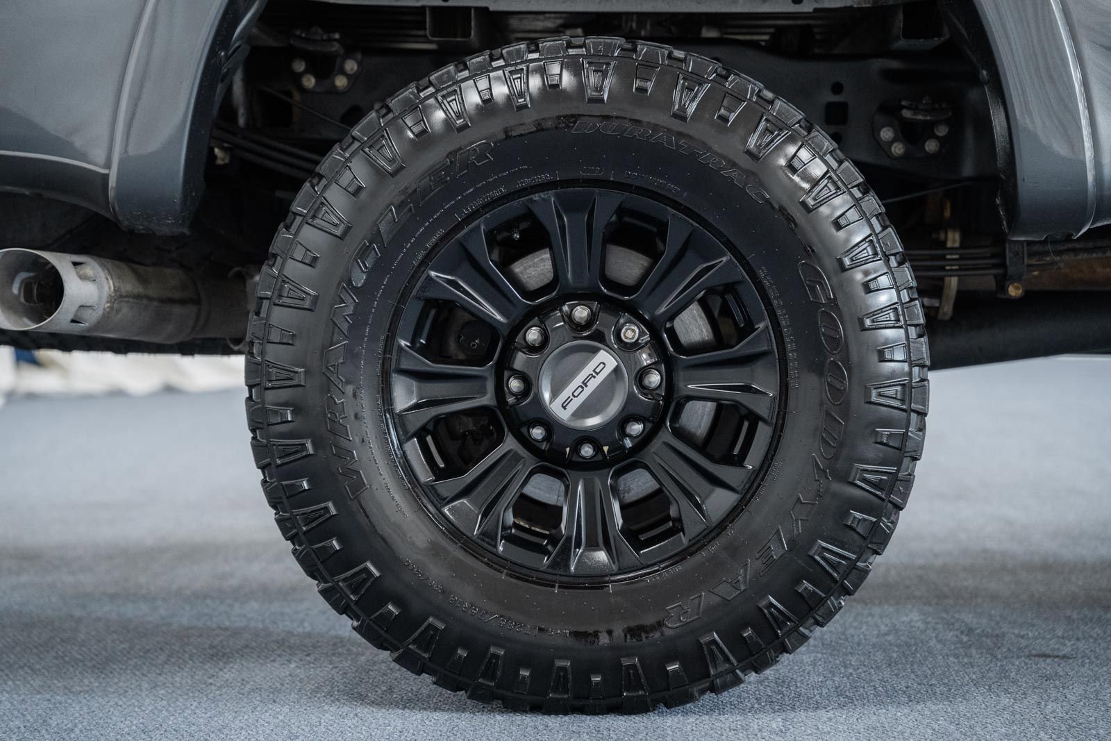 Certified 2020 Ford F250 Lariat w/ Tremor Off-Road Package AWD/4WD image 26
