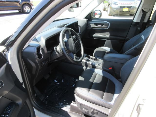 Certified 2025 Ford Bronco Sport Outer Banks AWD/4WD image 2