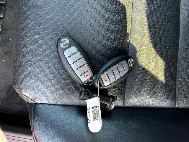 Used 2021 Nissan Rogue SV AWD/4WD image 37