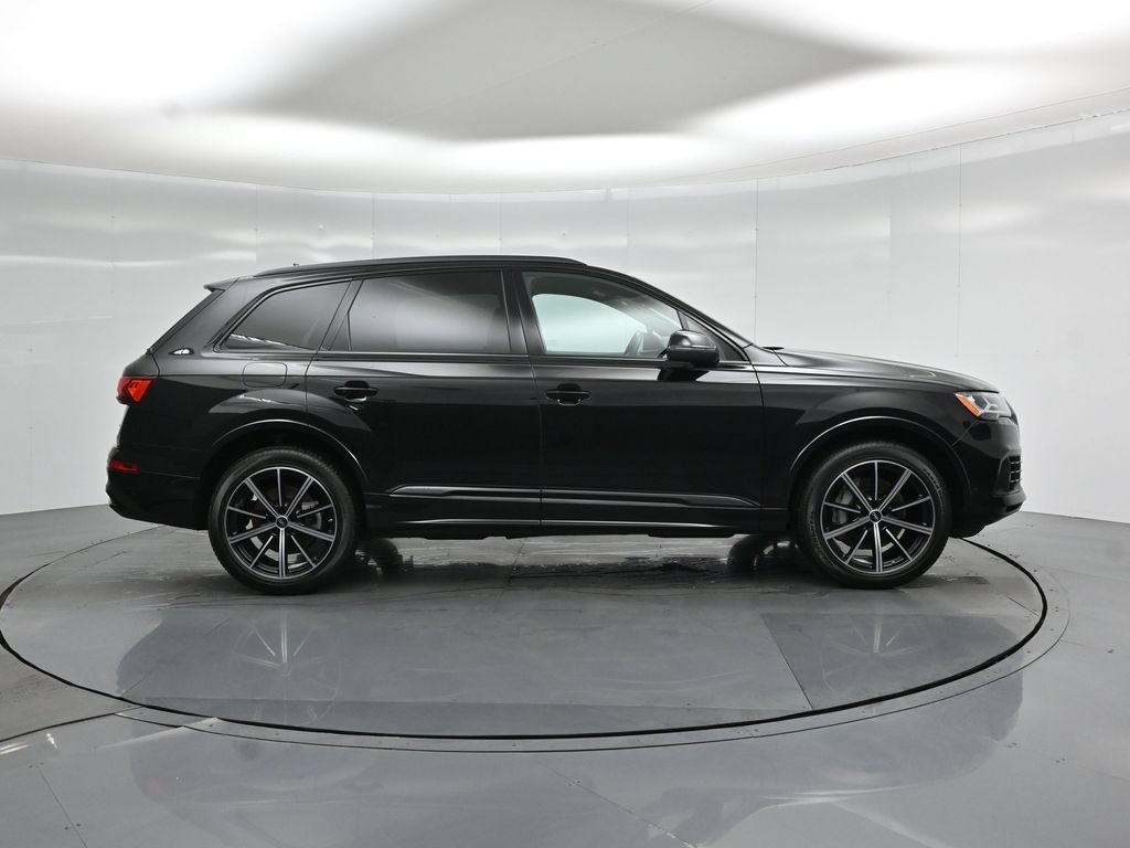 Used 2022 Audi Q7 3.0T Premium Plus w/ Premium Plus Package AWD/4WD image 27