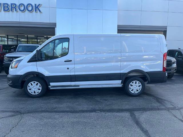 Certified 2025 Ford Transit 250 Low Roof w/ Exterior Upgrade Package RWD image 3