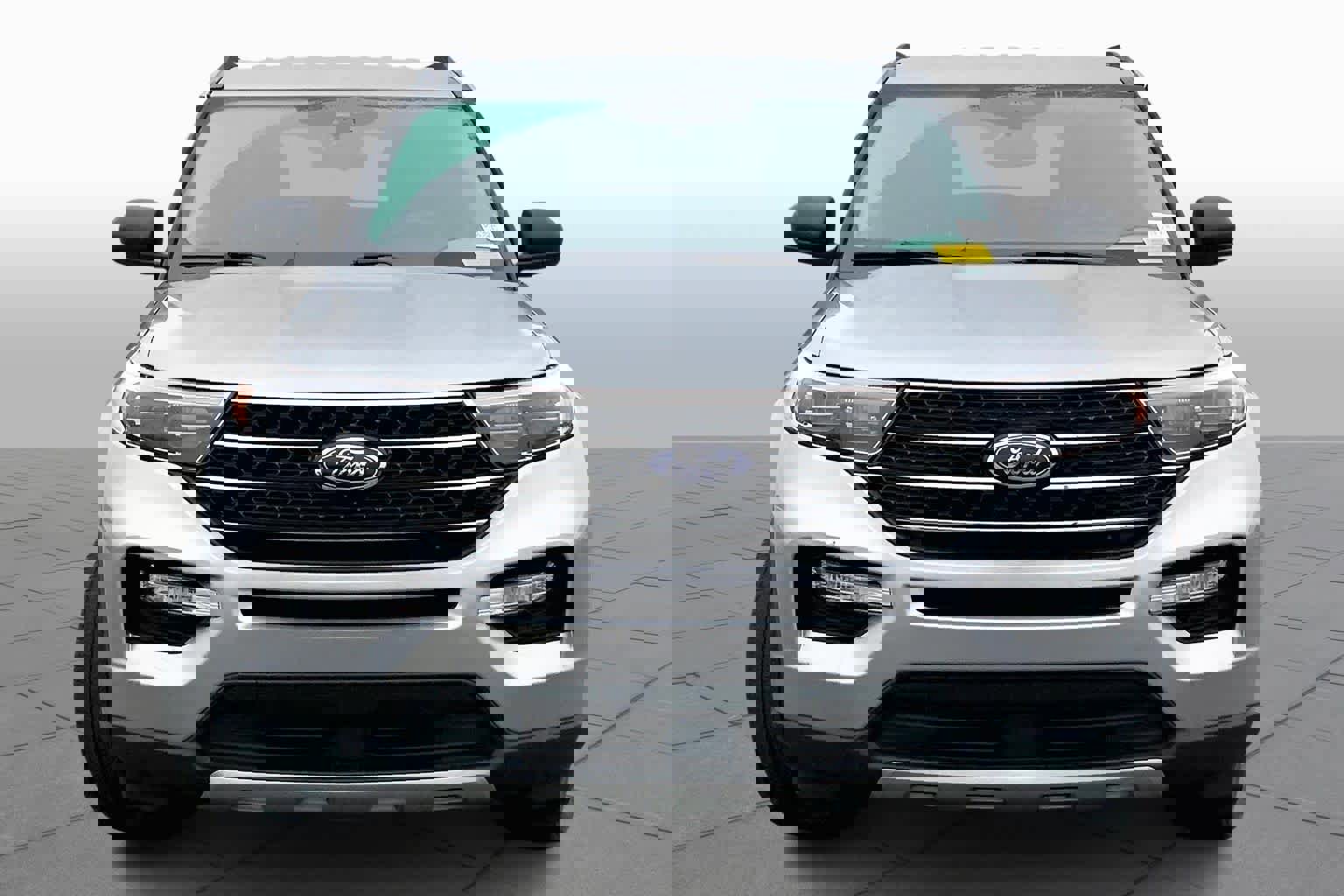 Certified 2023 Ford Explorer XLT w/ Equipment Group 202A image 3