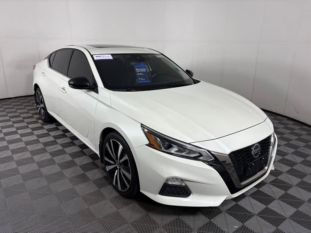 Used 2020 Nissan Altima 2.5 SR w/ Premium Package image 7
