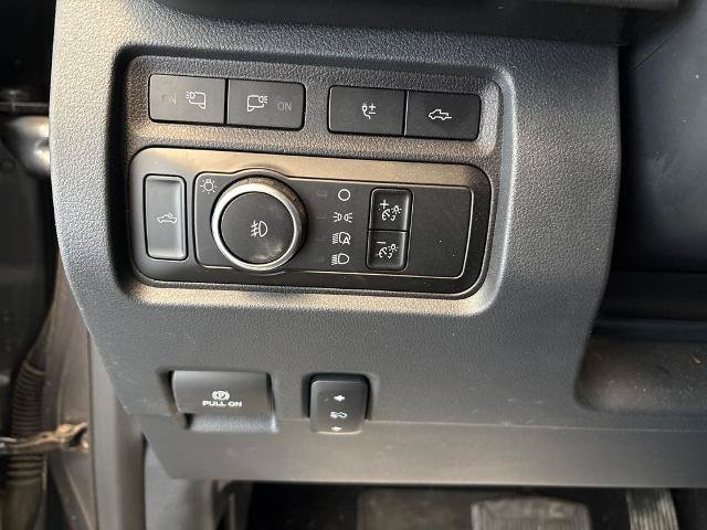 Certified 2024 Ford F350 Platinum w/ Tremor Off-Road Package AWD/4WD image 17
