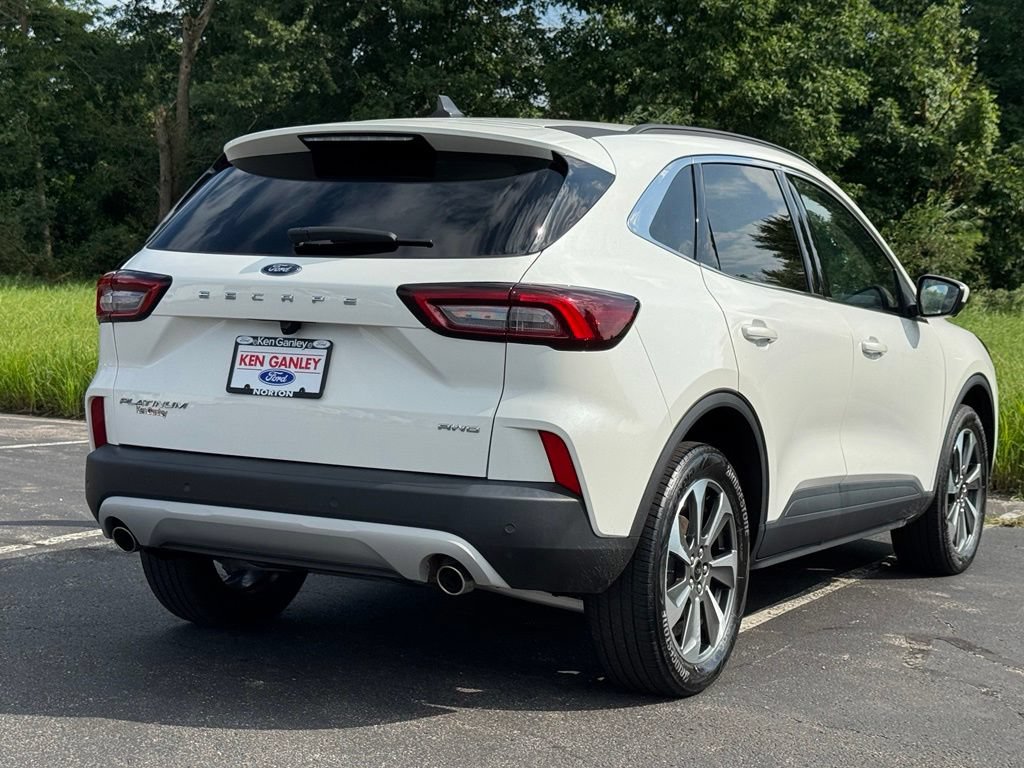 Certified 2023 Ford Escape Platinum AWD/4WD image 9