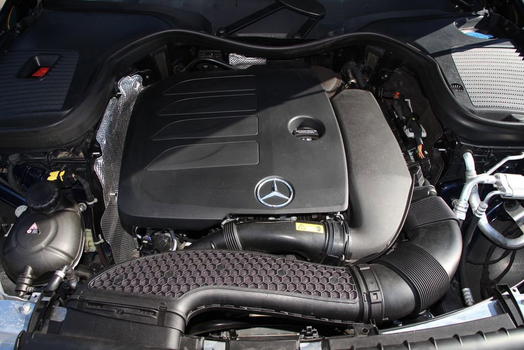 Used 2022 Mercedes-Benz GLC 300 image 30