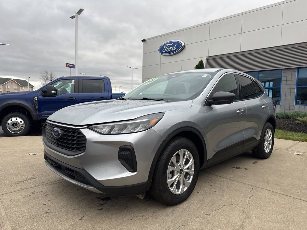 Certified 2023 Ford Escape Active image 2