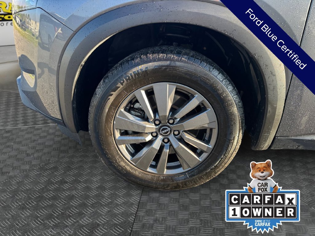 Used 2025 Nissan Pathfinder SV FWD image 19