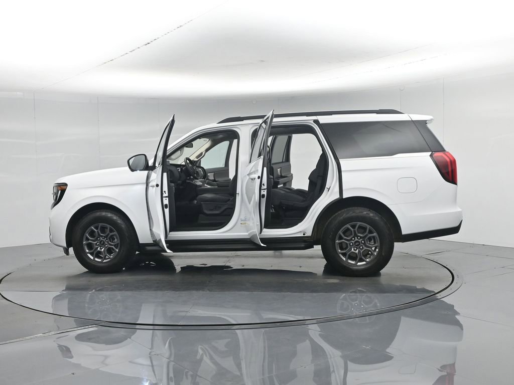 Certified 2025 Ford Expedition Active AWD/4WD image 40