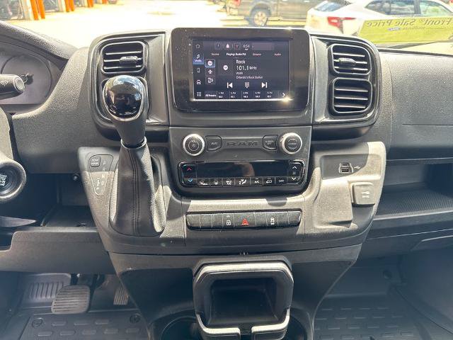 Used 2025 RAM ProMaster 2500 w/ Convenience Group FWD image 18