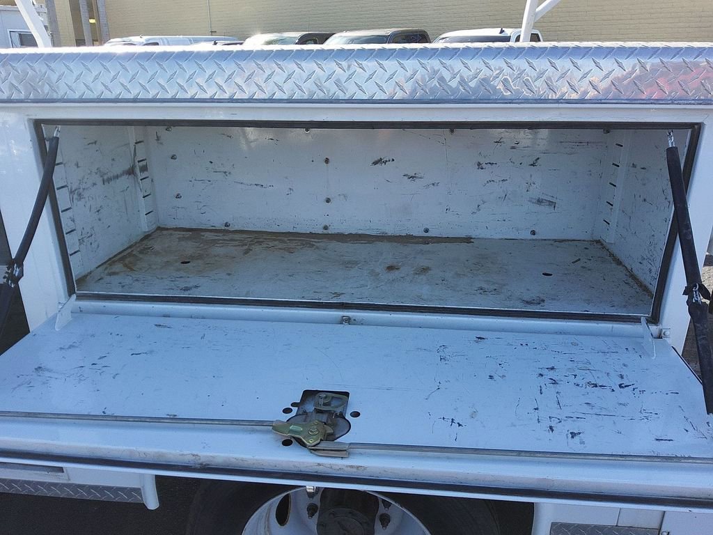 Certified 2021 Ford F450 XL w/ Power Equipment Group image 17