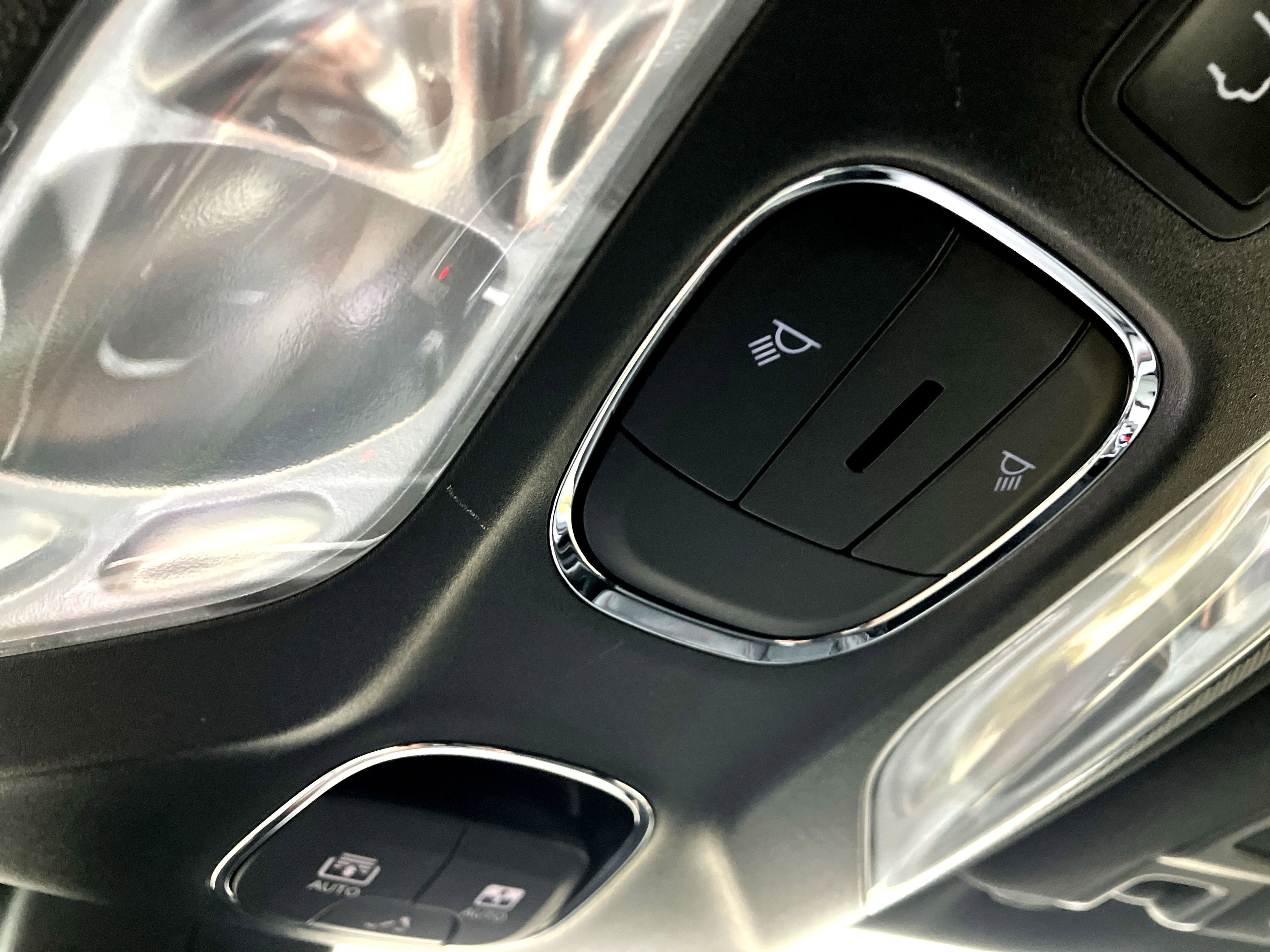 Used 2024 Jeep Compass Trailhawk w/ Trailhawk Elite Group image 28