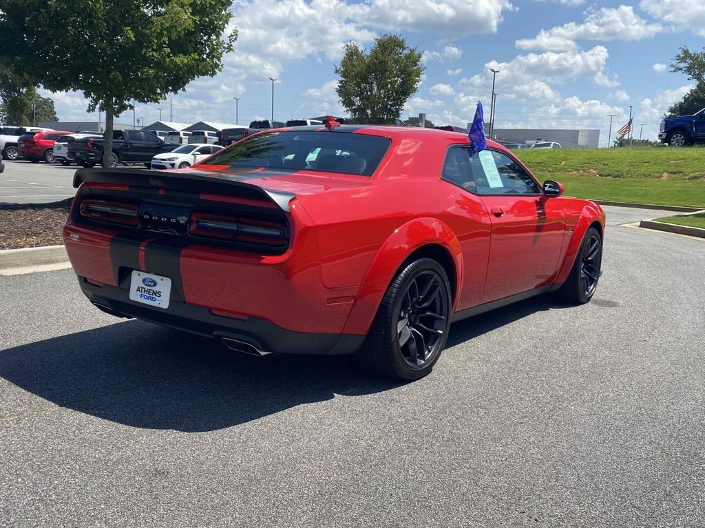 Used 2022 Dodge Challenger R/T Scat Pack RWD image 3
